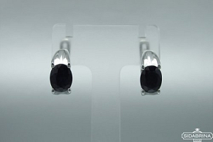 Auskarai su korundu - AUM2023