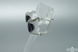 Auskarai su korundu - AUM2023