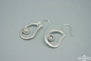 Auskarai su perlais - AUM662