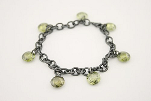 Tamsinta apyrankė su cirkoniu - APM023