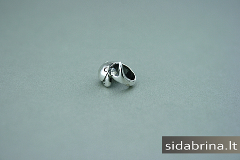 Apyrankės pakabukas - PAA019