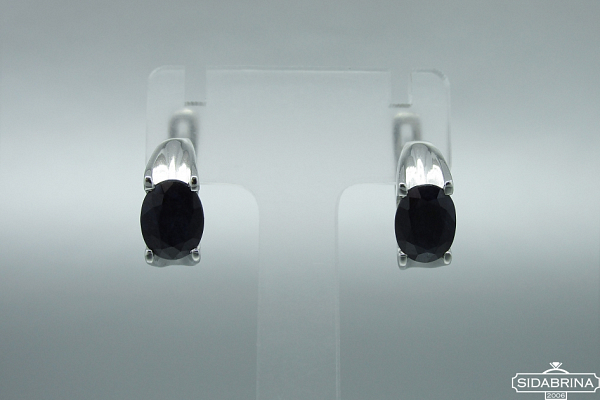 Auskarai su korundu - AUM2023