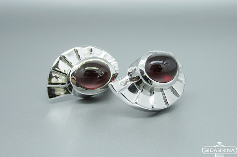 Auskarai su korundu - AUM2035