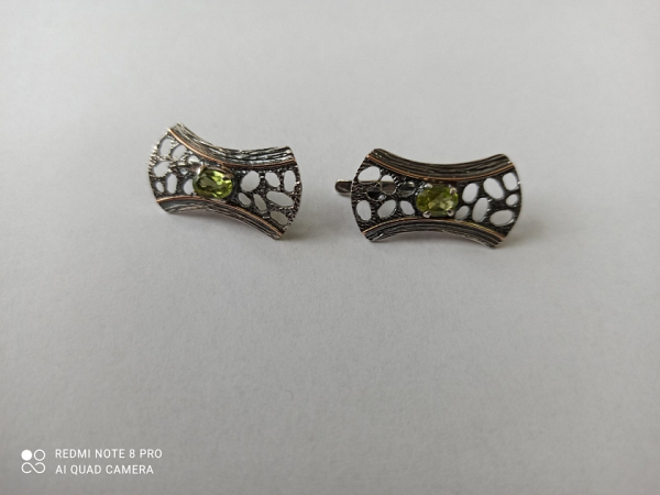 Auskarai su peridotu - AUM2199