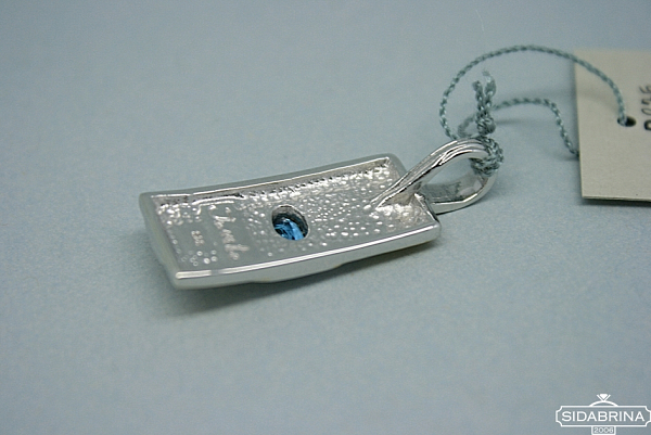 Pakabukas su topazu - PAM291