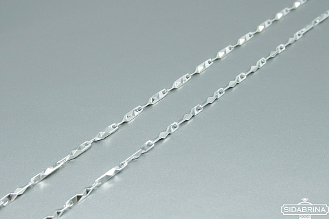 Sidabrinė grandinėlė - GRM251