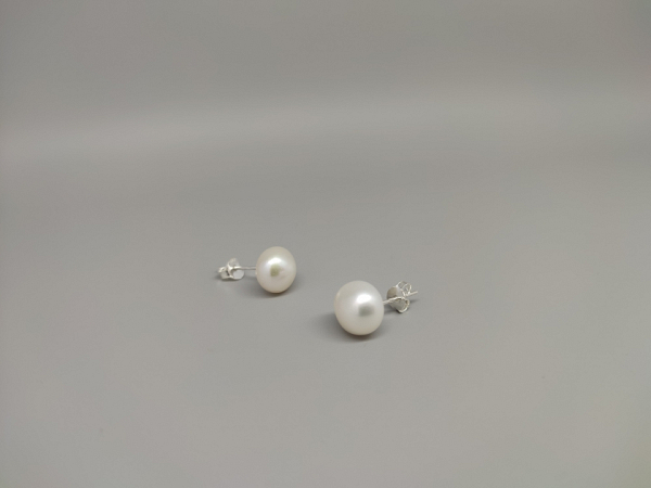 Sidabriniai auskarai su kultivuotu perlu - AUM2421