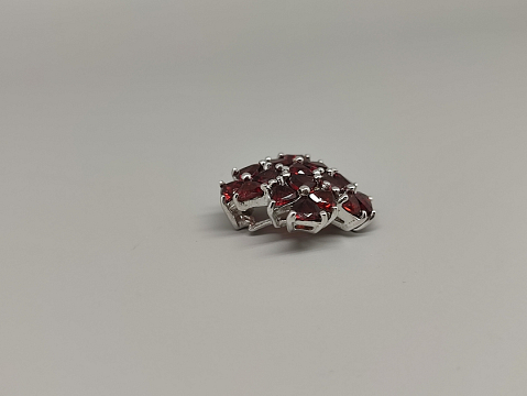 Sidabrinis pakabukas su granatu - PAM9177