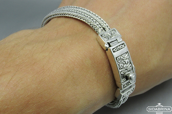 Vyriška sidabrinė apyrankė - APV088